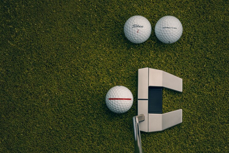 Titleist Pro V1 Performance Alignment